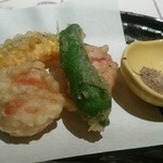 白石家 - 天婦羅盛り合せ