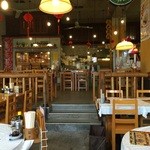 中国ラーメン揚州商人 - 店内。撮影許可済み。
