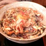 宮崎地鶏 炭火焼鳥 貸切宴会 黒木屋 - 地鶏ユッケ丼