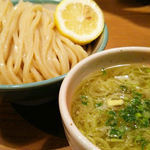 じゃじゃ。 - レモンつけ麺