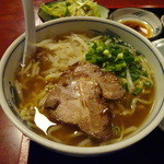 蓬莱閣 - ラーメン餃子セット。７８０円。