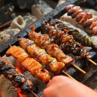 中々味わう事のできないツウ好みのひと串をご用意しております！