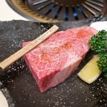 焼肉レストラン 慶州 - 2015年5月　黒毛和牛シャトーブリアン【2100円】150gくらいはあります♪