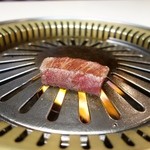 焼肉レストラン 慶州 - 2015年5月　シャトーブリアン。厚みあるのでもう少し焼きますか～（´∀｀）