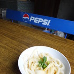 手打うどん たむら - うどん小：200円