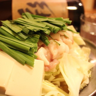 You can also take it home ♪ Very popular and exquisite Motsu-nabe (Offal hotpot) ☆