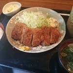 串焼き 黒兵衛 - ロースカツ( ･´ｰ･｀)ﾄﾞﾔ