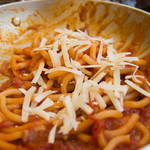 Trattoria d'ì Borgo - 猪肉のトマトソースのピチ