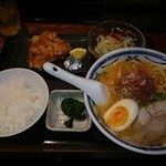 すみれ 津本店 - 新･味噌Ⅱ ミニからあげせっと