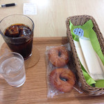 ソイルカフェ - ドーナツ２個とアイスコーヒーで何と200円！