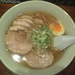 葛飾ラーメン うしけん - 特製･塩チャーシュー麺