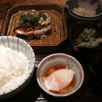 食幹 渋谷 - 鯛の塩焼きといろいろお惣菜