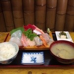 活魚 千葉屋 - 刺身盛り合わせ定食