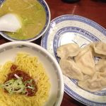 上海餃子 りょう華 - 四川半麺セット(8%税込1000円)