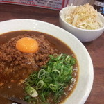 元祖台湾カレー - 台湾カレーご飯少なめ(740円)＋千切りキャベツ(150円)