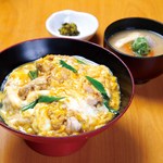 [Specialty] Charcoal grilled chicken Oyako-don (Chicken and egg bowl)