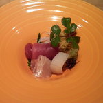 近江懐石 清元 - すずきとまぐろといかのお刺身