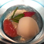 近江懐石 清元 - グレープフルーツのジュレとジェラート