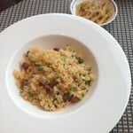 中国飯店 琥珀宮 - 生姜風味のチャーシュー炒飯