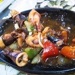 BEN N'YAN'S - Sizzling Pusit