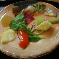 修伯 - 前菜（生野菜色々）