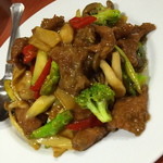 四川食府 - 牛肉のオイスターソース炒め（８８０円）２０１５年６月