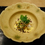 虎白 - 「煮物」大蛤、こごみ、はまぼうふ、独活に黄身酢かけ　2015年4月