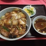 龍苑 - 中華丼