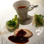 Itaria Ryouri Rucchikore - 信州ハーブ鶏の香草ハーブ焼き