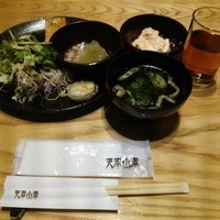 黒毛和牛専門 天の幸山の幸 淀屋橋店  - お惣菜バイキング・お吸い物