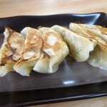 麺屋 じすり - ぎょうざ('15.7)