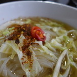 REMBRANDT HOTEL BANGKOK - ホテルの朝食で、タイの激辛センレック！