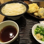 うどん 丸香 - 【再訪5】釜揚げうどん＋野菜天