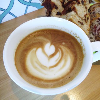 カワイイ ブレッド&コーヒー_1