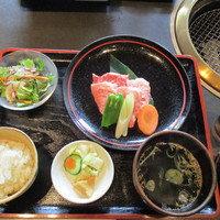 米澤牛DINING べこや - 米沢牛上カルビランチ