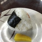 うどん商人つづみ屋 - オニギリ（鮭）