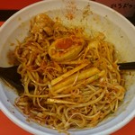 辛口肉ソバ ひるドラ - 冷やし辛口まぜそば撹拌後