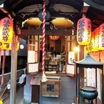 アユボワン！ - 「よみせ通り商店街」のシンボル「延命地蔵尊」