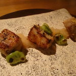 六雁 - 沖縄あぐー豚味噌漬け　林檎酢おろしを添えて 