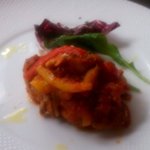 ヴィア トスカネッラ - 国産鶏モモ肉とパプリカとタマネギのローマ風トマト煮込み（2015.6-2）