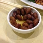 Jade Palace Seafood Restaurant - ★7突き出しの煮豆　