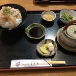 宝来屋 - 海鮮変り丼