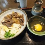 Sanukiudomban - 肉ぶっかけ＋トッピングに生卵追加