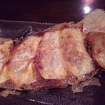 一口餃子クーニャン - 焼き餃子６ヶ（３５０円）