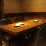 Teppanyaki Sakura - １階テーブル席♪　　　　　　　  ゆっくり話が出来るので接待や会社の飲み会に♪