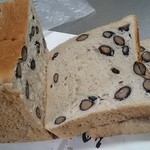 黒風堂 - 黒豆食パンの断面☆