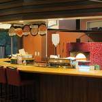 ゆから - 2015年06月03日（水）　レストラン　トマト入口のピザ用 石釜