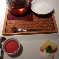 フレンチレストラン にき亭 そごう横浜店 - 小さなデザート
