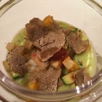 フィオッキ - ズッキーニのミネストラ：その日のエビとサマートリュフで