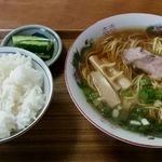 食堂ヒラグシ - ラーメン・ライス７００円